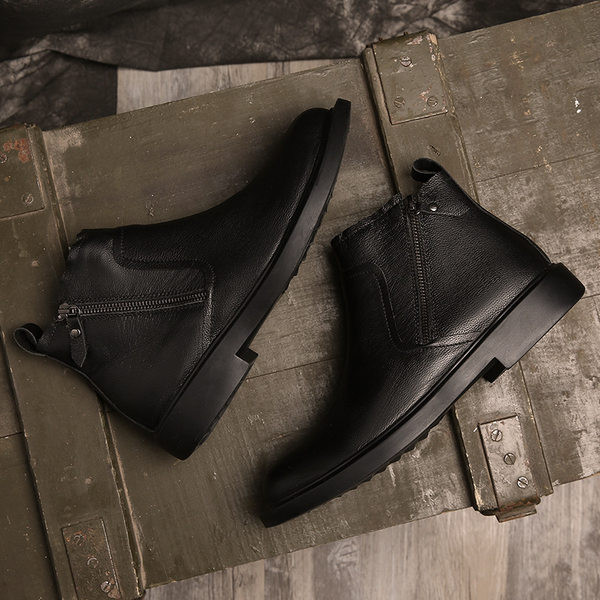 Мъжки боти от еко кожа с цип и равна подметка