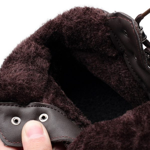 Ежедневни мъжки боти с надпис и цип