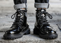 Ανδρικά μοντέρνα μποτάκια από έκο  δέρμα σε μαύρο χρώμα