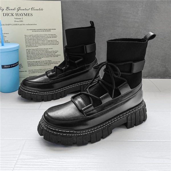 Ανδρικά έκο δερμάτινα μποτάκια με κορδόνια και τραχιά σόλα