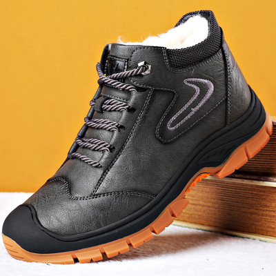 Χειμερινές ανδρικές μπότες από συνθετικό δέρμα με κορδόνια