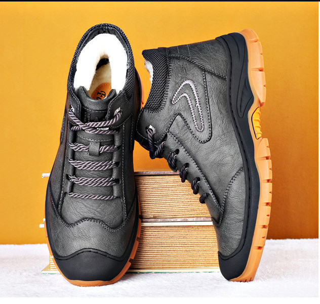 Χειμερινές ανδρικές μπότες από συνθετικό δέρμα με κορδόνια