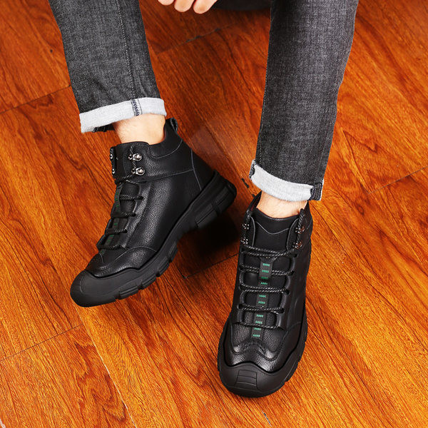 Χειμερινά ανδρικά μποτάκια με ζεστή φόδρα και κορδόνια