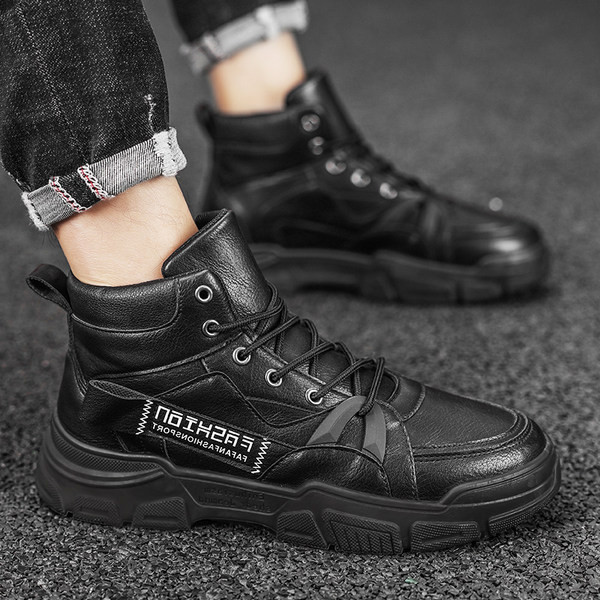 Ανδρικά παπούτσια με κορδόνια και επιγραφή σε τρία χρώματα