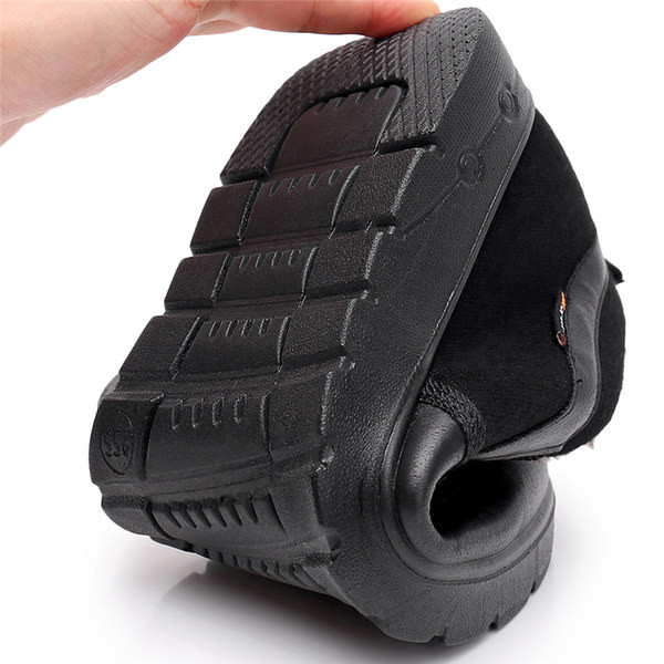 Χειμερινά παπούτσια με πουπουλένια φόδρα σε μαύρο και καφέ χρώμα