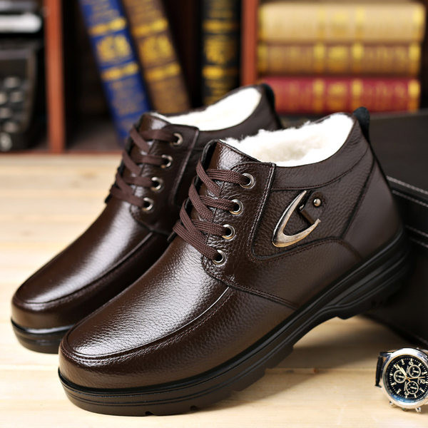 Novi model muških kožnih cipela sa toplom postavom