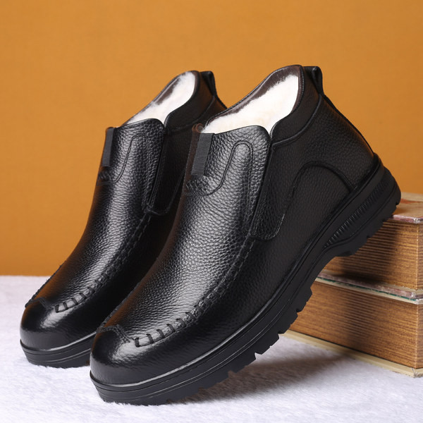 Novi model muških kožnih cipela sa toplom postavom