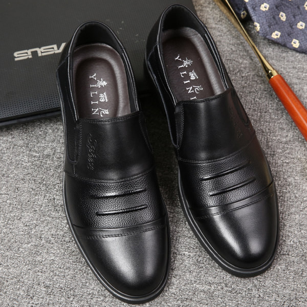 Νέο μοντέλο ανδρικά παπούτσια  με φόδρα κατάλληλα για το χειμώνα