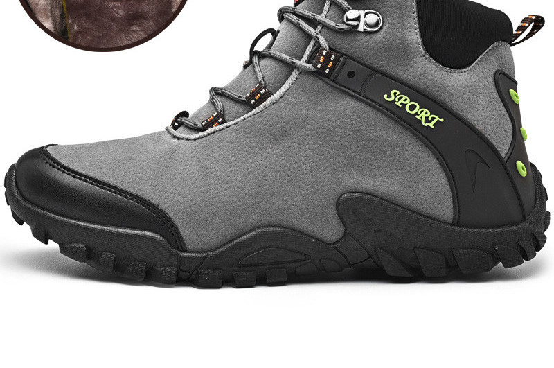 Muške cipele od brušene kože s natpisom i grubim potplatom