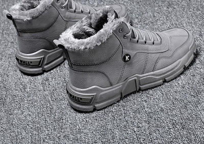 Ανδρικές χειμερινές μπότες με ζεστή φόδρα - δύο μοντέλα