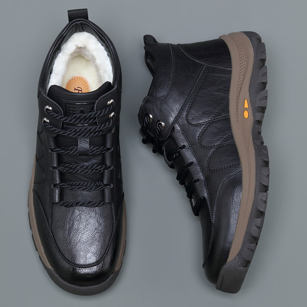Мъжки зимни обувки с топла подплата - еко кожа