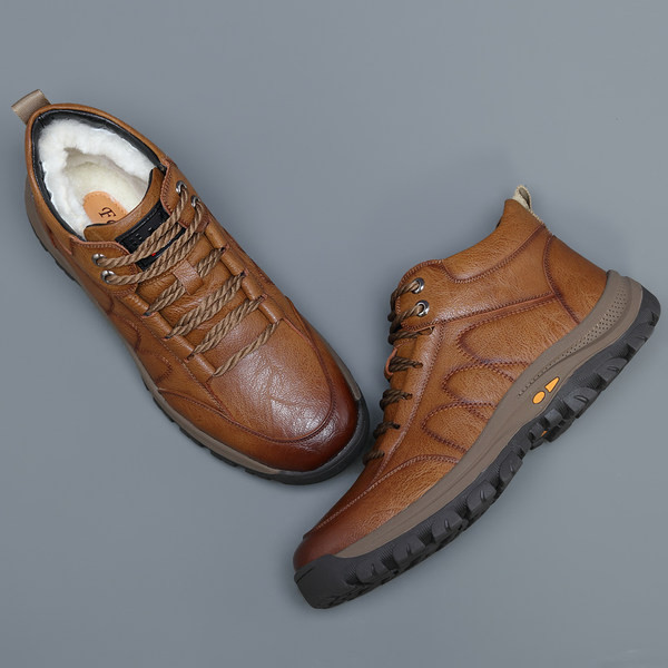 Мъжки зимни обувки с топла подплата - еко кожа