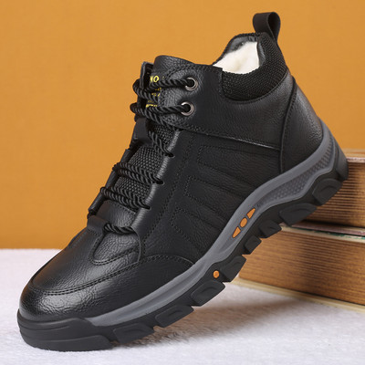 Ανδρικές μπότες από οικολογικό δέρμα με τραχιά σόλα