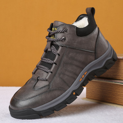 Ανδρικές μπότες από οικολογικό δέρμα με τραχιά σόλα