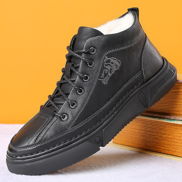 Ανδρικά χειμωνιάτικα παπούτσια με φλατ σόλα και κέντημα