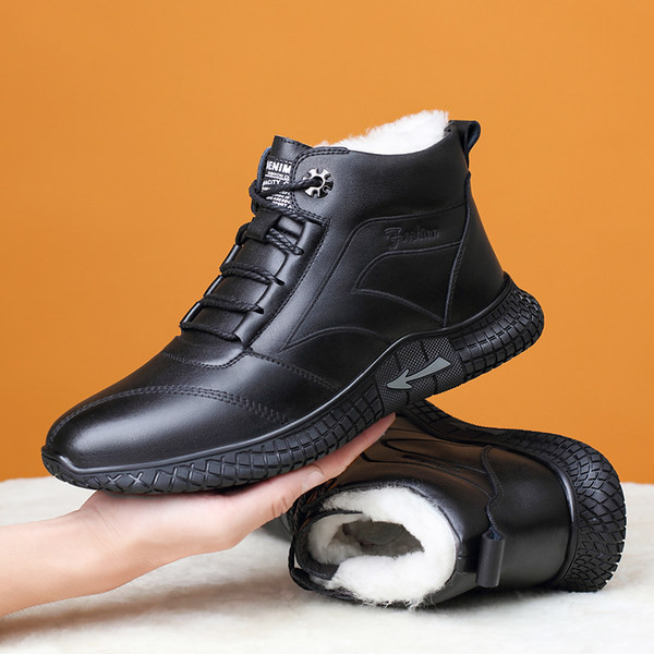 Χειμερινά αθλητικά και casual μπότες με ζεστή φόδρα