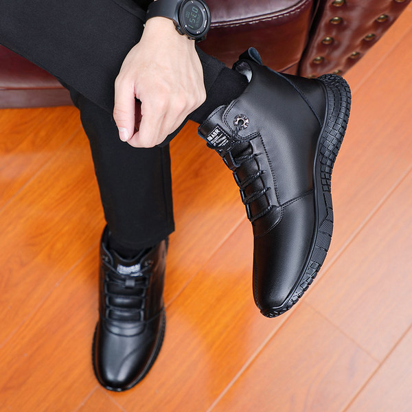 Χειμερινά αθλητικά και casual μπότες με ζεστή φόδρα