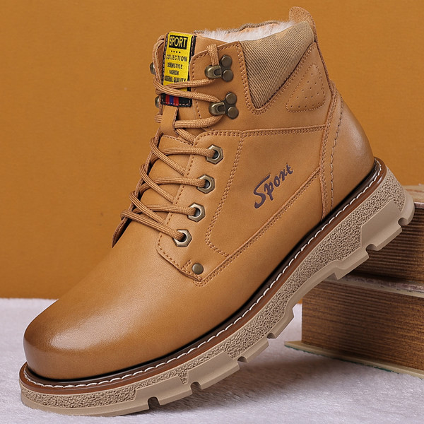 Ανδρικά χειμερινά παπούτσια με τραχιά σόλα και επιγραφή