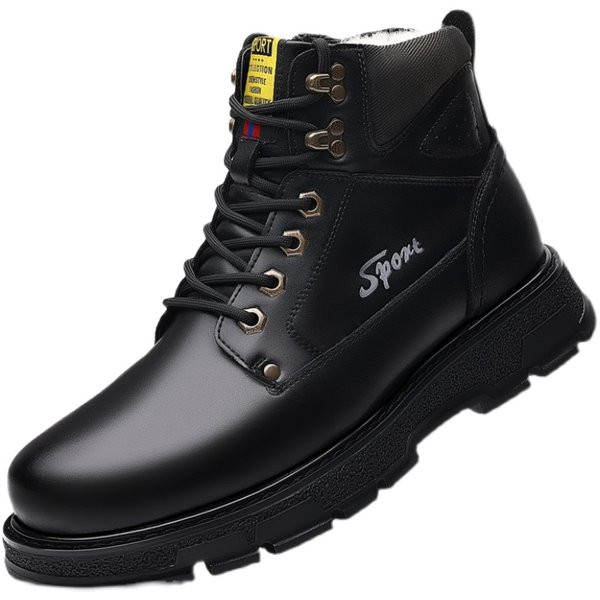 Ανδρικά χειμερινά παπούτσια με τραχιά σόλα και επιγραφή