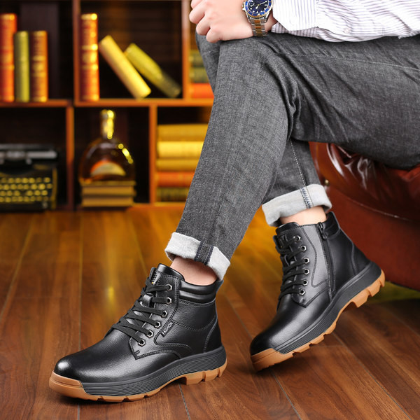 Ζεστές ανδρικές μπότες από οικολογικό δέρμα