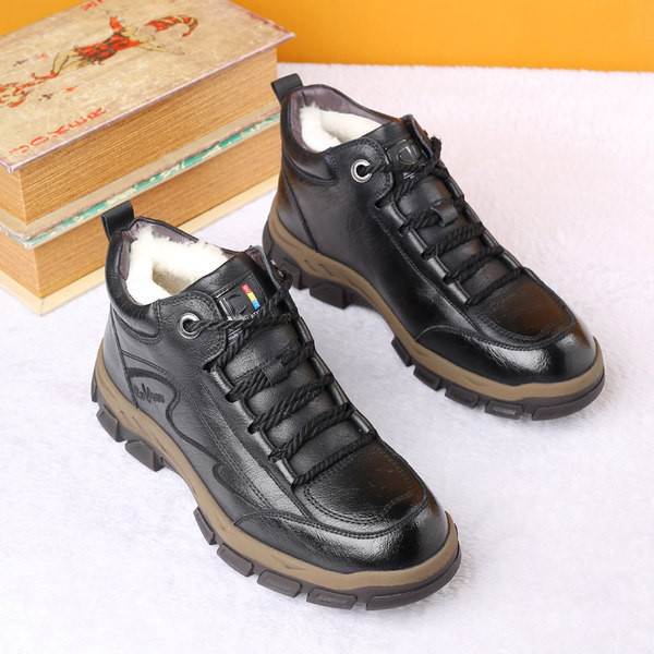 Ανδρικά μποτάκια με ζεστή φόδρα με κορδόνια