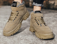 Ανδρικές χειμερινές μπότες με στερέωση velcro και επιγραφή