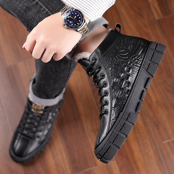 Μοντέρνα ανδρικά παπούτσια από ανάγλυφο οικολογικό δέρμα και τραχιά σόλα