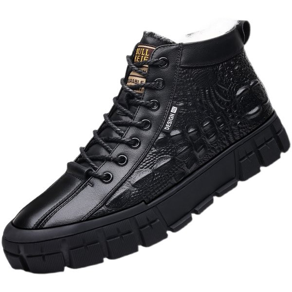 Μοντέρνα ανδρικά παπούτσια από ανάγλυφο οικολογικό δέρμα και τραχιά σόλα