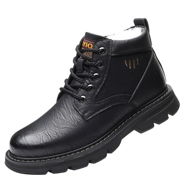 Χειμερινές μπότες από συνθετικό δέρμα με κορδόνια και επιγραφή