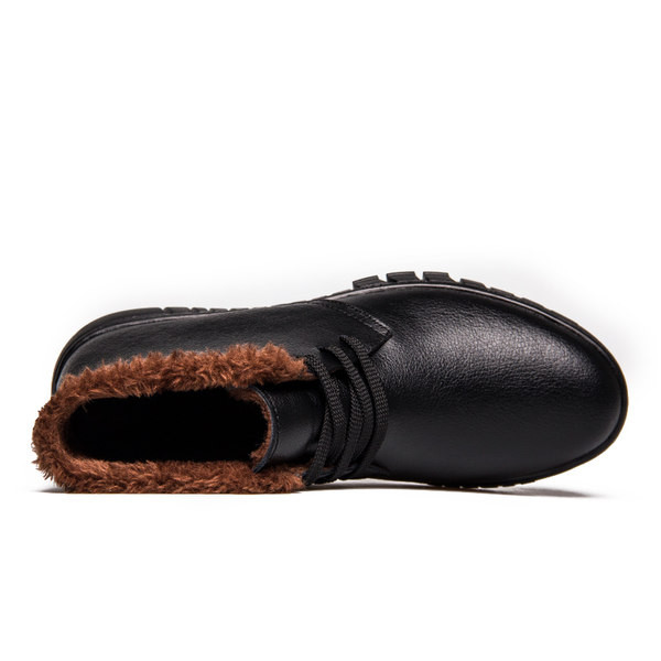 Έκο δερμάτινα ανδρικά μποτάκια με πουπουλένια φόδρα σε μαύρο και καφέ χρώμα