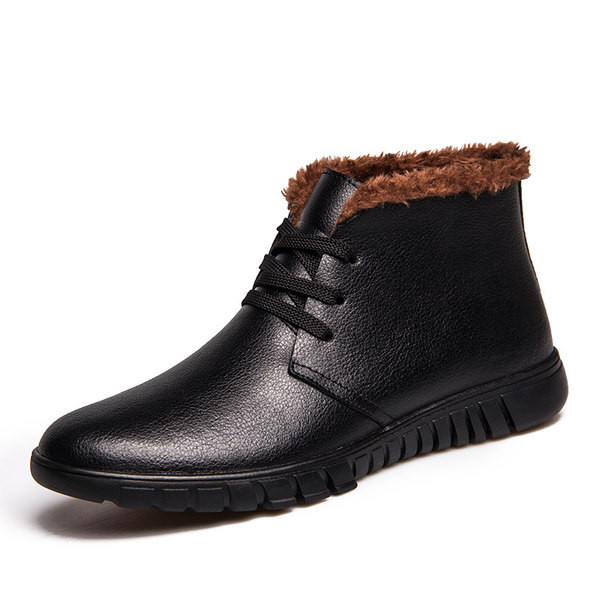 Έκο δερμάτινα ανδρικά μποτάκια με πουπουλένια φόδρα σε μαύρο και καφέ χρώμα