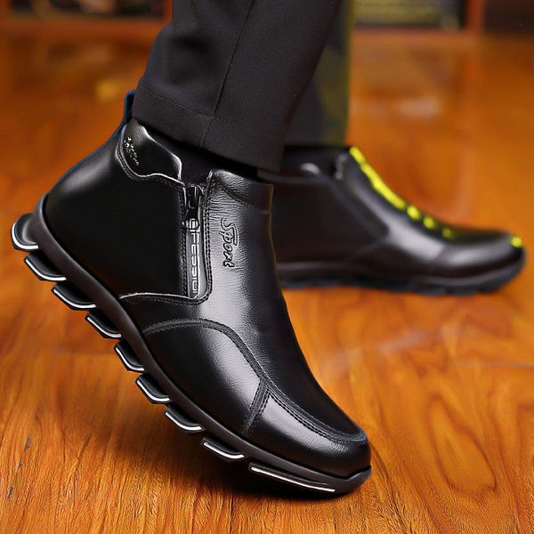 Μοντέρνα ανδρικά χειμερινά παπούτσια με τραχιά σόλα και απαλή φόδρα