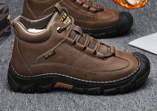 Мъжки зимни туристически обувки от еко кожа с връзки 