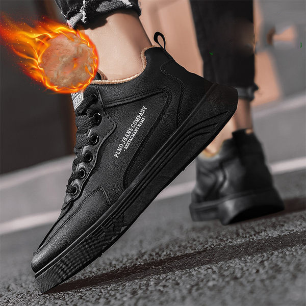 Ανδρικά έκο δερμάτινα sneakers με ζεστή φόδρα και επιγραφές