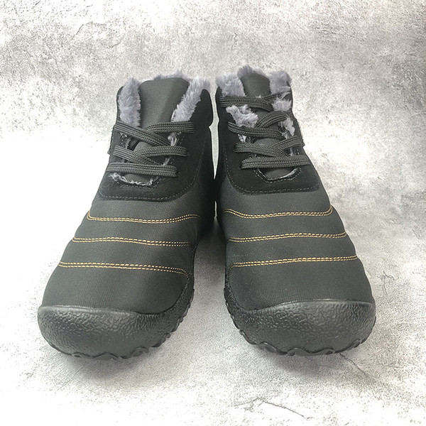 Ανδρικές υφασμάτινες μπότες για το χειμώνα με φόδρα