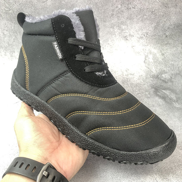 Ανδρικές υφασμάτινες μπότες για το χειμώνα με φόδρα