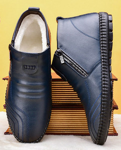 Χειμερινές ανδρικές μπότες από συνθετικό δέρμα με επίπεδη σόλα