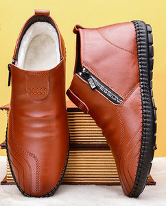 Χειμερινές ανδρικές μπότες από συνθετικό δέρμα με επίπεδη σόλα