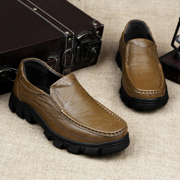 Мъжки обувки от изкуствена кожа няколко модела