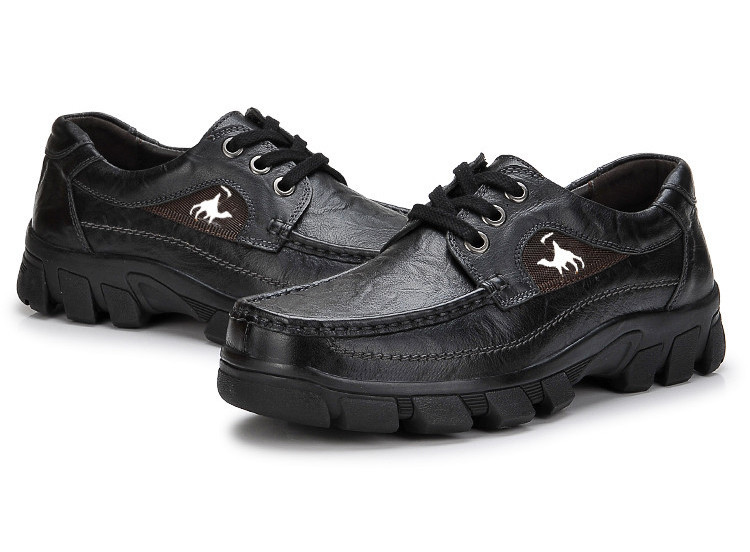 Мъжки обувки от изкуствена кожа няколко модела