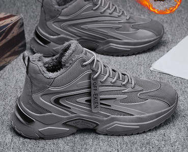 Ψηλά χειμερινά sneakers με φόδρα