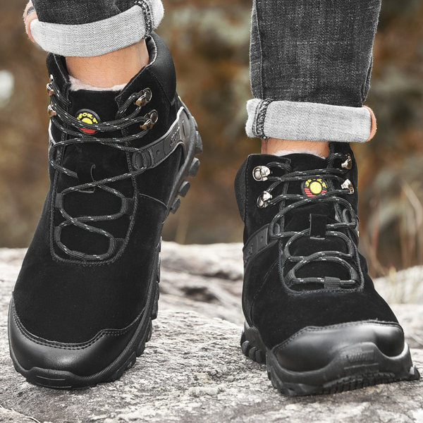 Ανδρικά αθλητικά μποτάκια με κορδόνια σε τρία χρώματα