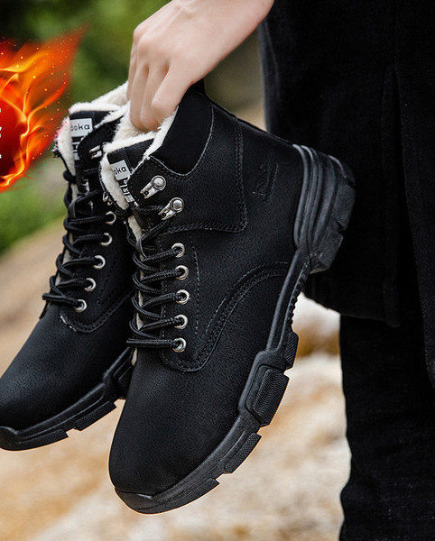 Σουέντ χειμερινές μπότες με τραχιά σόλα