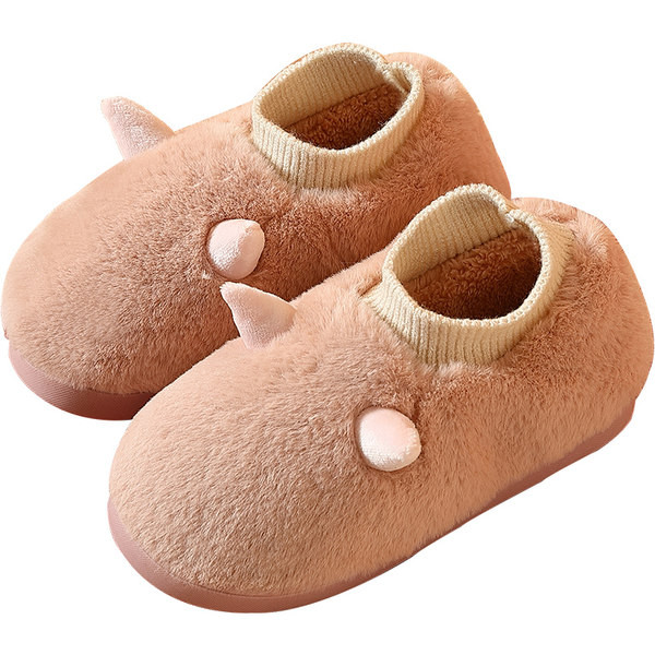 Дамски пухкави пантофи с 3D апликация 