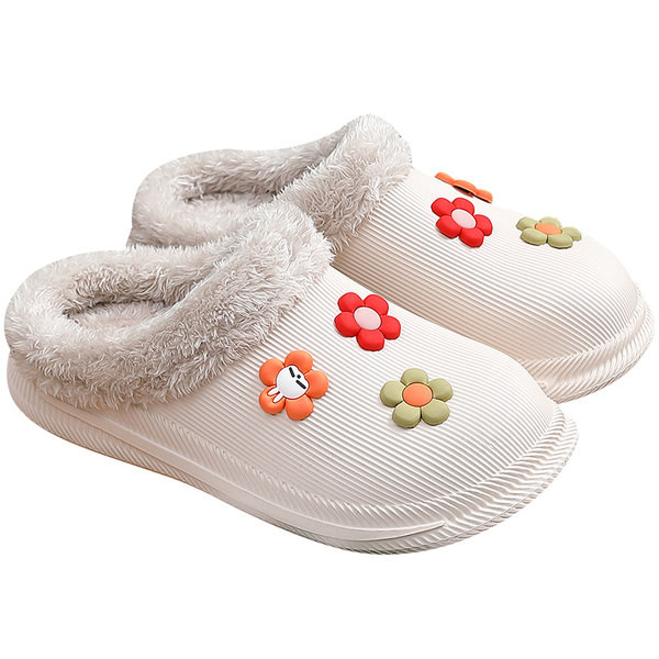 Нов модел пантофи с 3D цветя