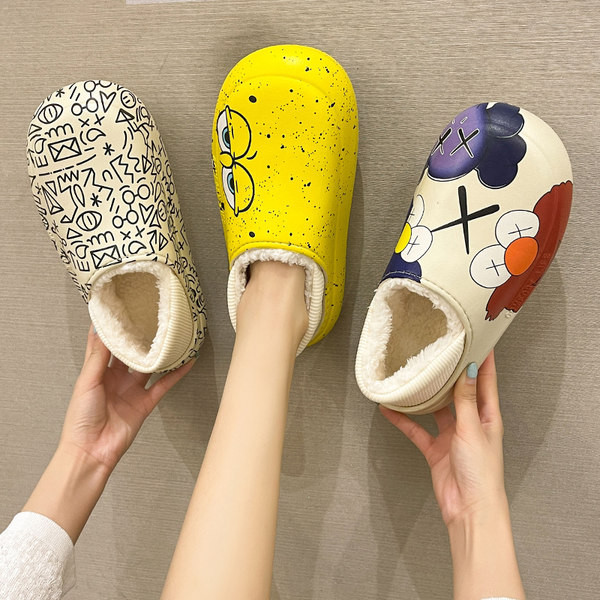 Дамски модерни пантофи с мека подплата