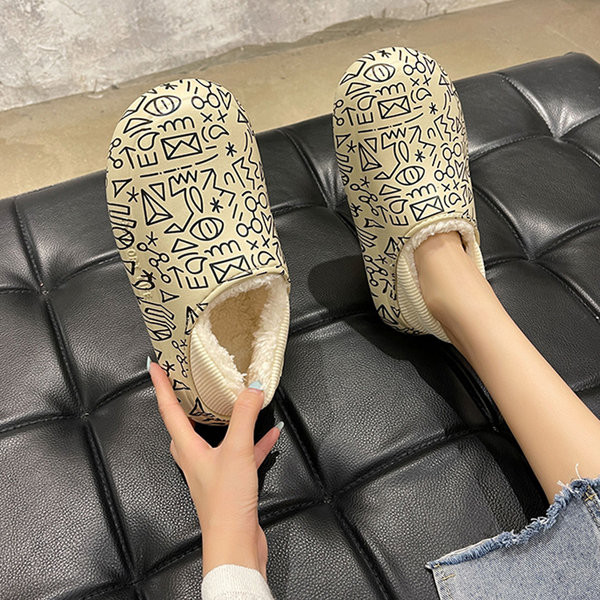 Дамски модерни пантофи с мека подплата