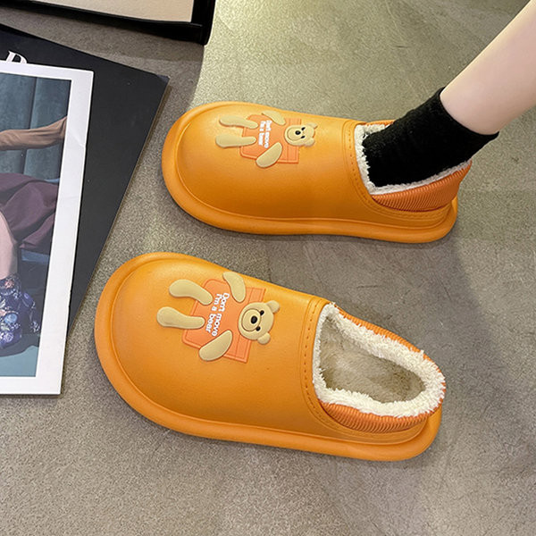 Pehme voodriga ja kaisukaru aplikatsiooniga naiste sussid