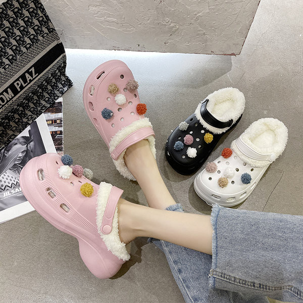 Гумени домашни чехли с мека подплата