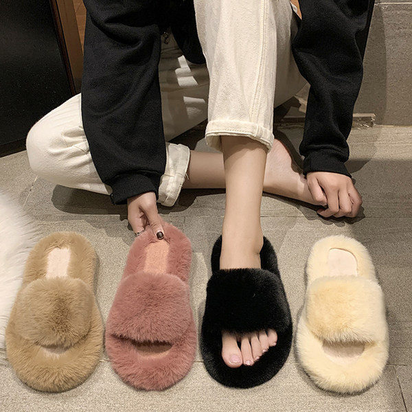 Пухени домашни чехли - два модела